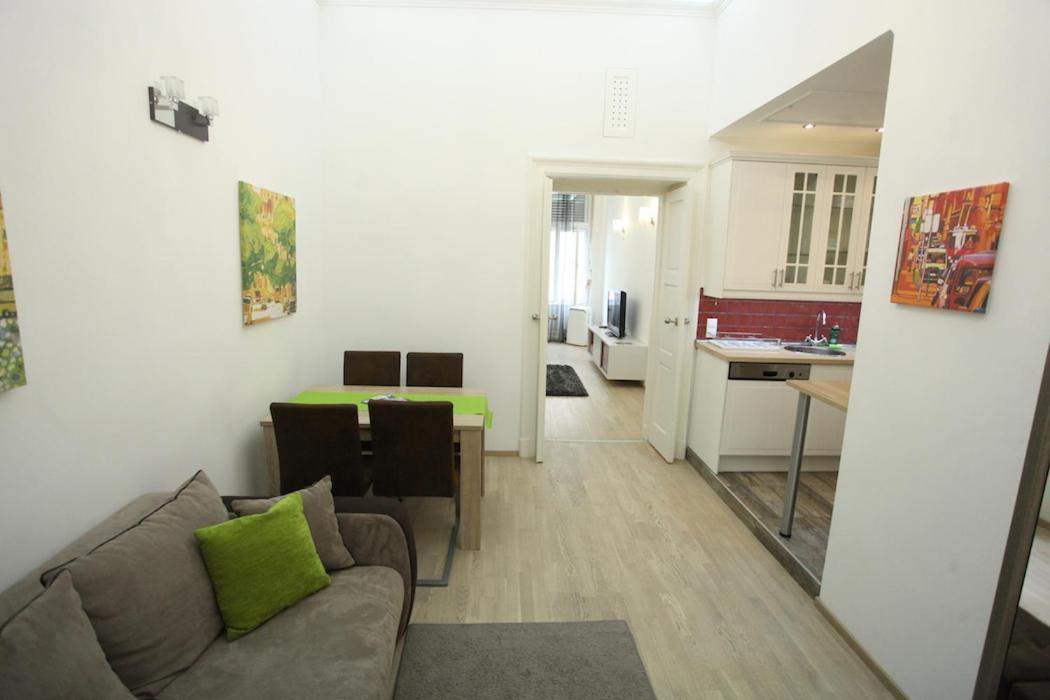 Superior Loft At Basilica Apartment Будапеща Екстериор снимка